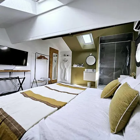 La Maison Grivolas Et Guest house