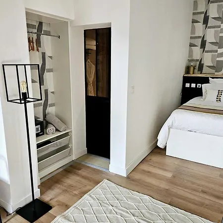 Guest house La Maison Grivolas Et